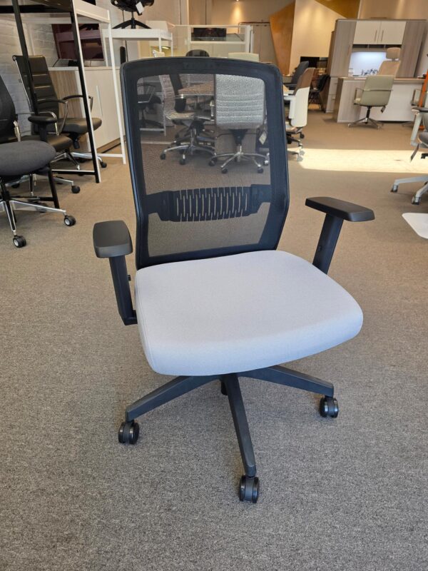 Eighty Two | Allseating