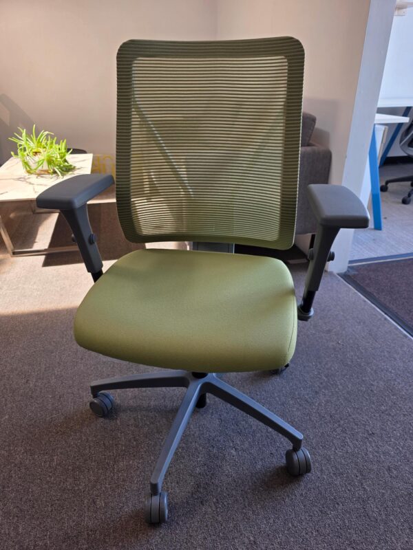 Levo | Allseating