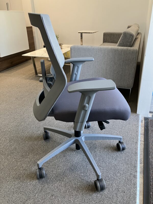 Run II | Via Seating - Image 5