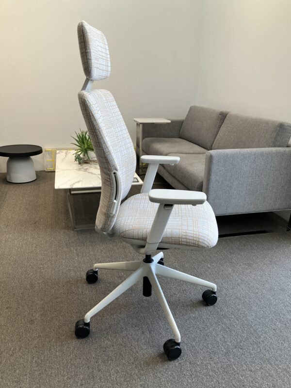 Innate (With Headrest) | Allseating - Image 3