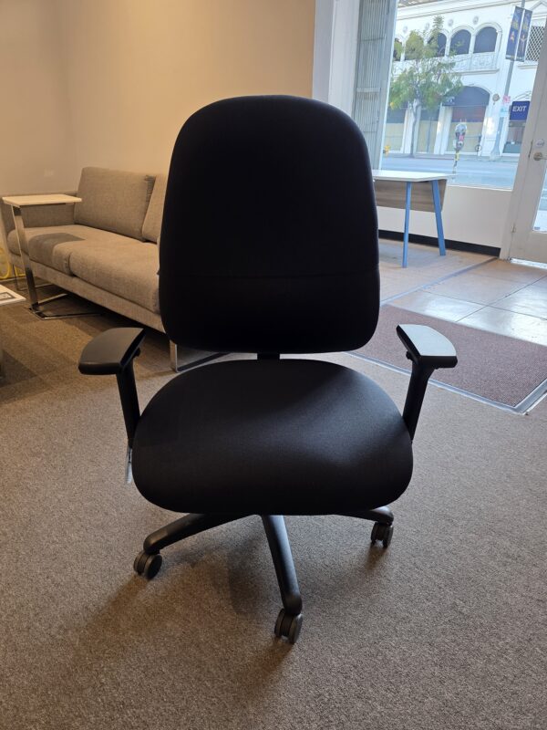 Logic Plus 1790 | 9to5 Seating