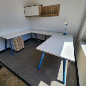 Gravity Series | Maverick Desk