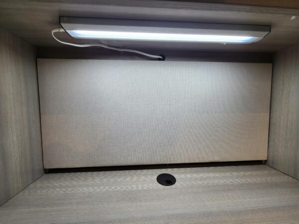 Milano Series | Deskmakers - Image 4