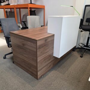 Overture Reception Desk | Deskmakers